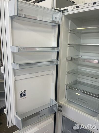 Холодильник Бош, встраиваемый