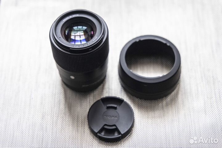 Sigma 30mm f/1.4 DC DN Contemporary Sony E