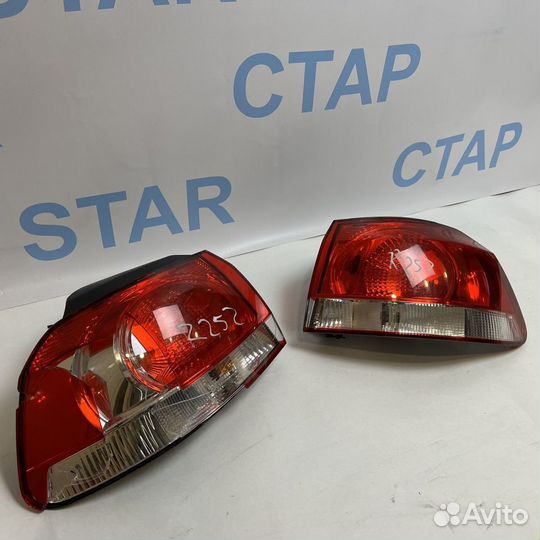 Фонарь задний правый Golf 5 5K0945096E в Лен. обл