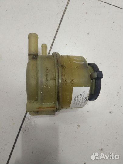 Бачок гидроусилителя руля Toyota Camry ACV40