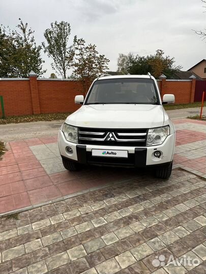 Mitsubishi Pajero 3.2 AT, 2008, 244 919 км