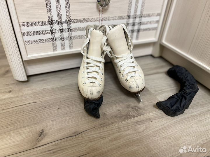 Фигурные коньки wifa 27