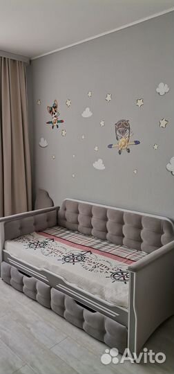 Мягкая детская кроватка для мальчика спорт