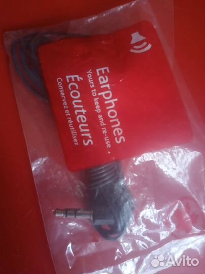 Наушники проводные для телефона.разные Новые