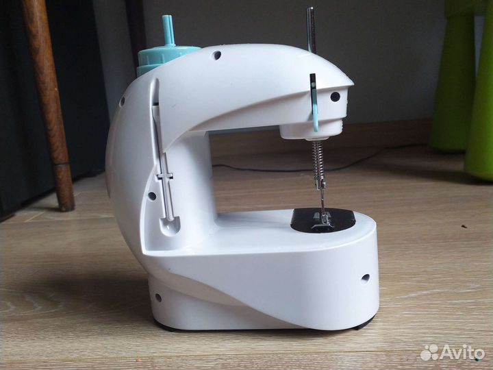 Швейная машинка Портняжка mini