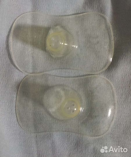 Насадки на грудь 2 шт,фирма Avent,размер М