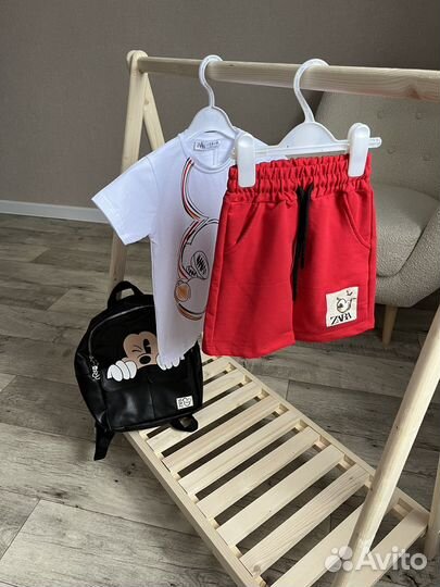 Sale Костюм на мальчика 110,122,140