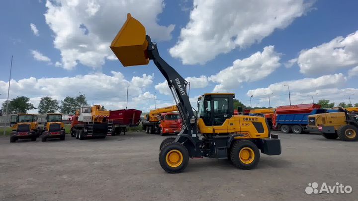 Фронтальный погрузчик Granit 930, 2023