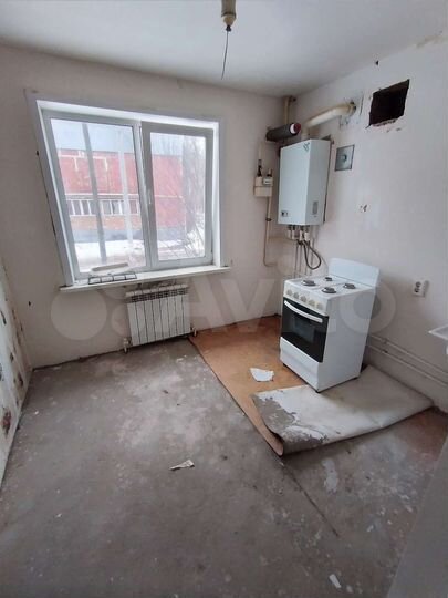 2-к. квартира, 43 м², 1/3 эт.