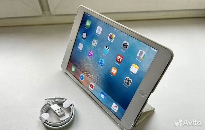 iPad mini 32 Гб (можно вставить сим)