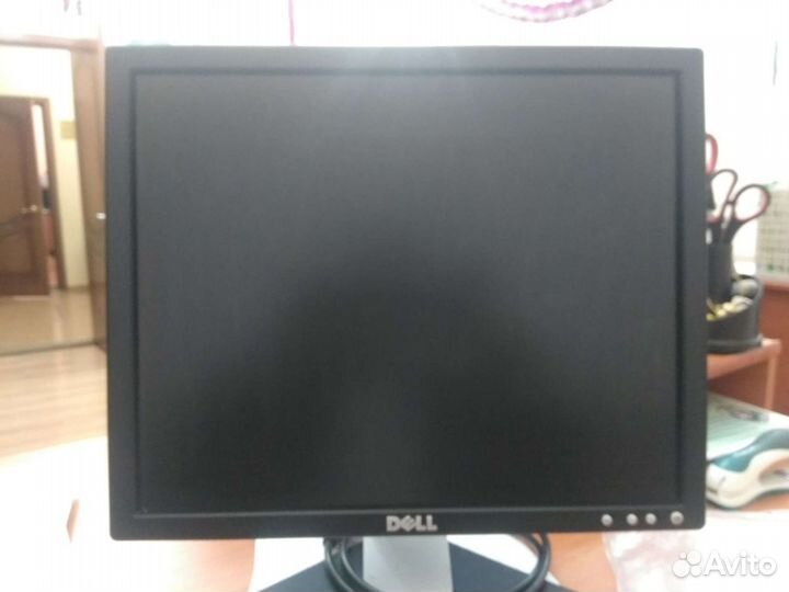 Монитор Dell 17