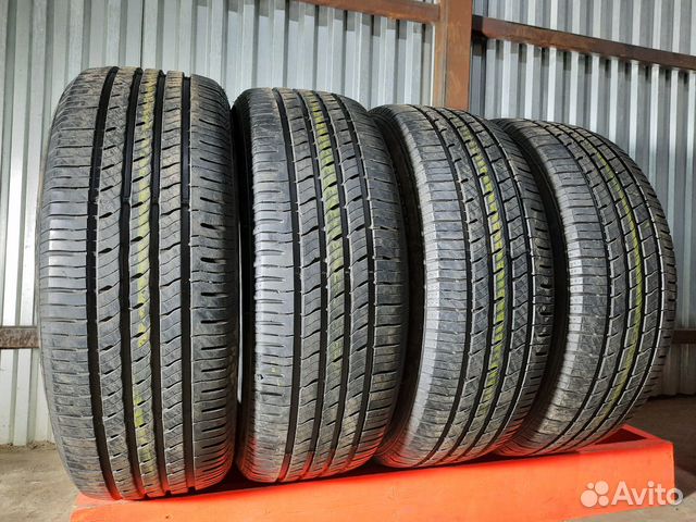 Roadstone N'Fera RU5 235/55 R20