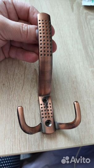 Крючок/ Вешалка Для одежды-Металл. Настенный