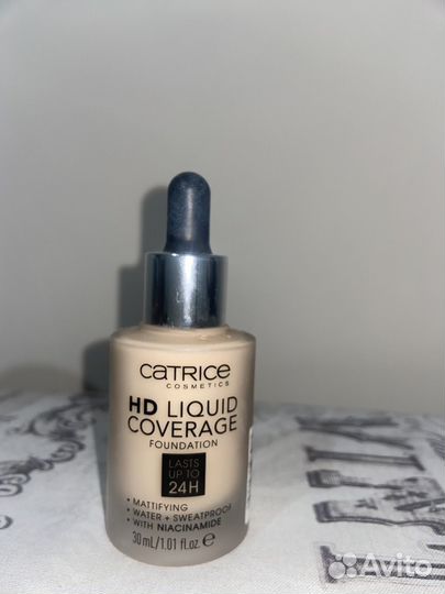 Тональный крем catrice