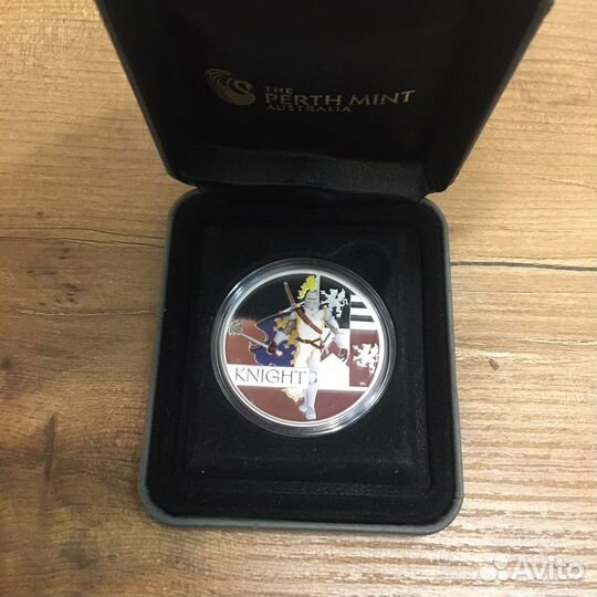 Серебряная монета Рыцарь