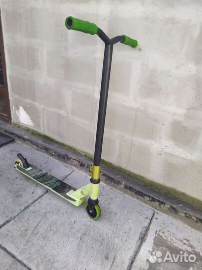 Трюковой самокат