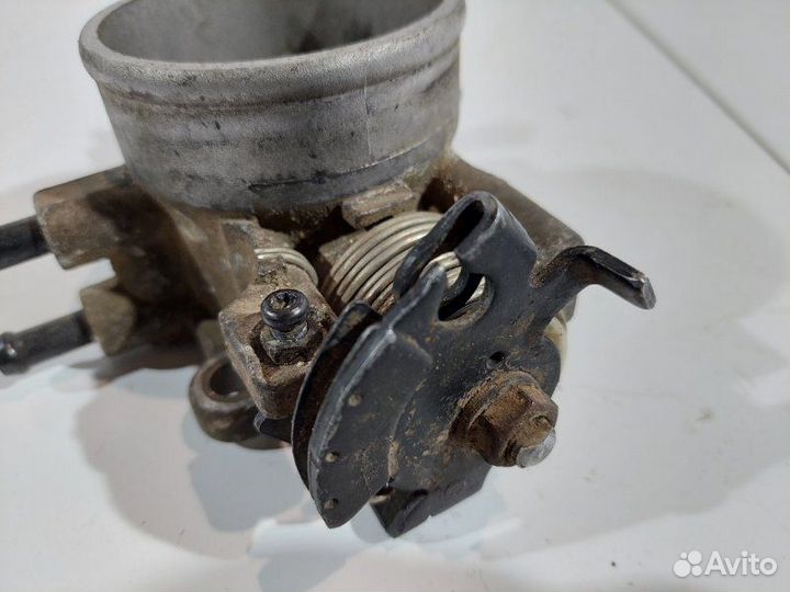 Дроссельная заслонка Hyundai Sonata 4 EF 2.0 G4GC