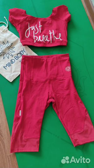 Костюм для фитнеса женский