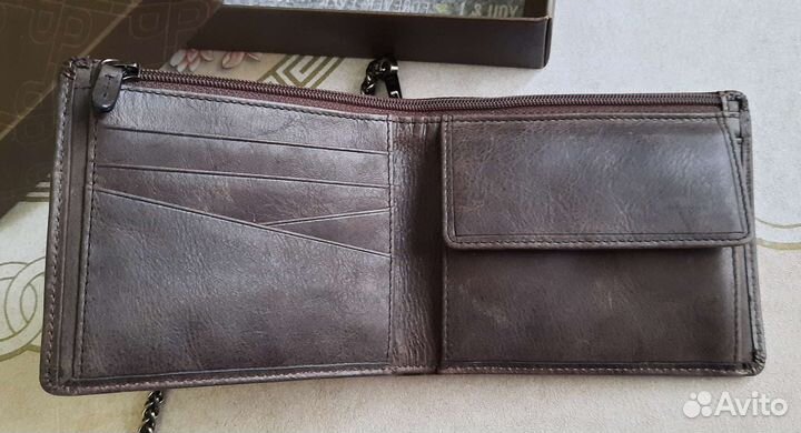 Мужское кожаное портмоне