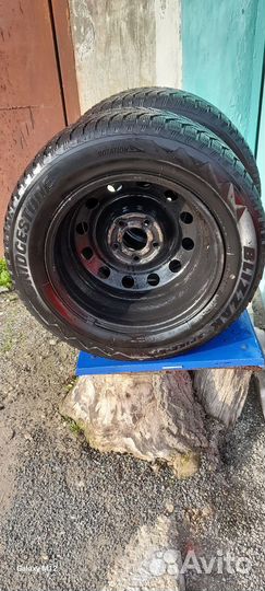 Bridgestone Blizzak Spike-01 195/65 R15 91