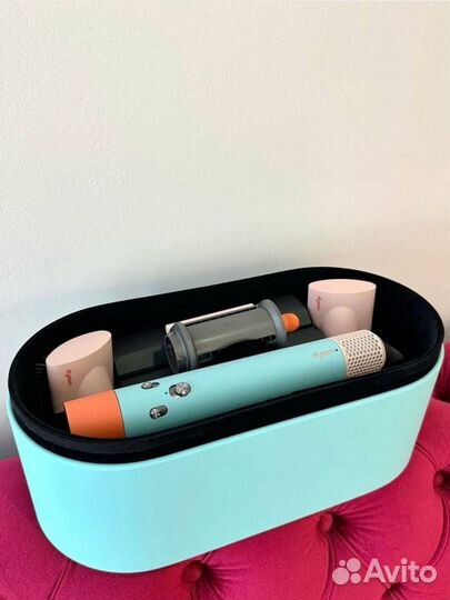 Dyson стайлер