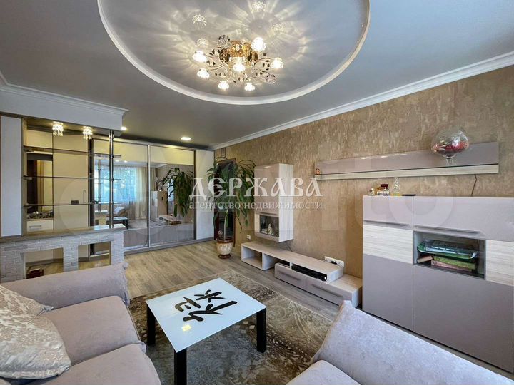 3-к. квартира, 63 м², 2/9 эт.