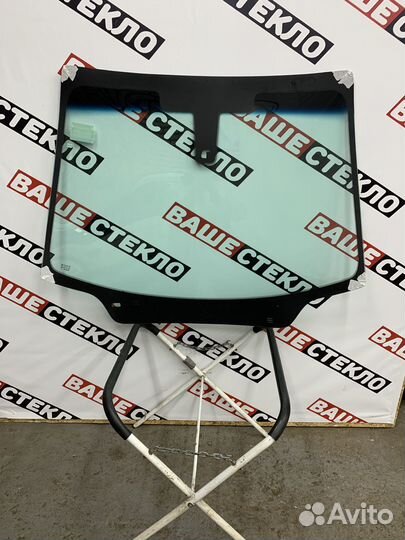 Лобовое стекло Peugeot 308 Установка 1ч