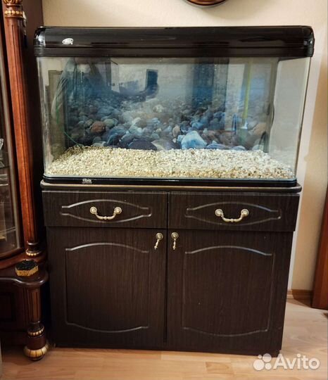 Аквариум с тумбой
