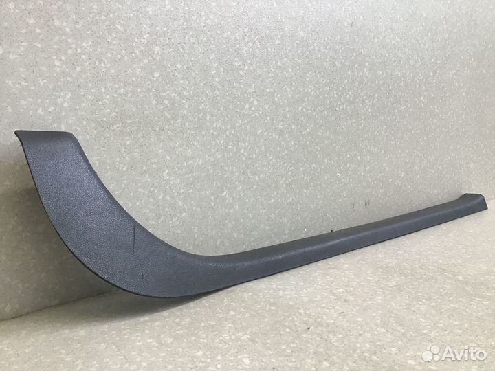 Накладка порога (внутренняя) Nissan Almera (G15) 2