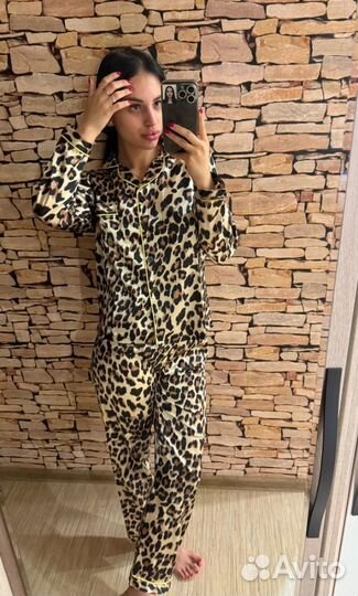 Одежда женская