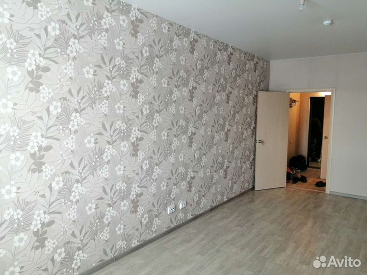 Шпаклевка / Поклейка обоев / покраска