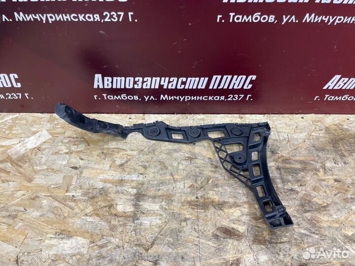 Кронштейн бампера задний левый Volkswagen Polo