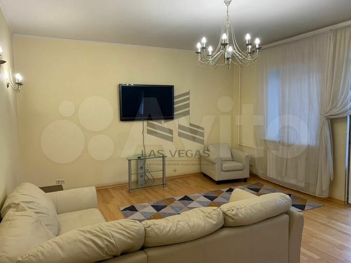 3-к. квартира, 90 м², 3/6 эт.