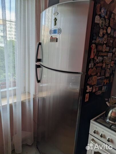 Холодильник Whirlpool ARC4190IX