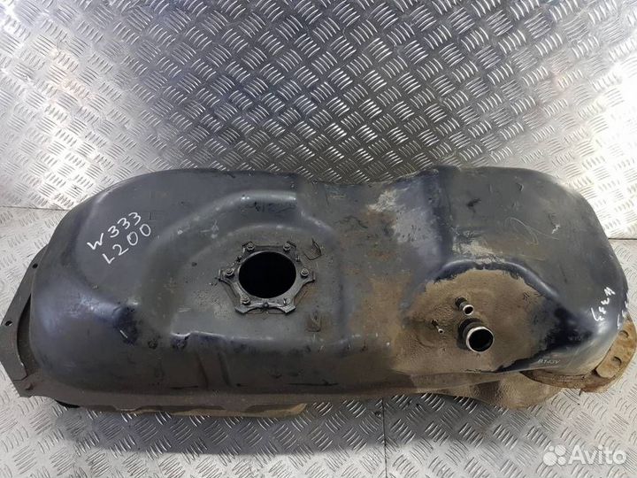 Бак топливный Мицубиси L200 KK KL MN120096