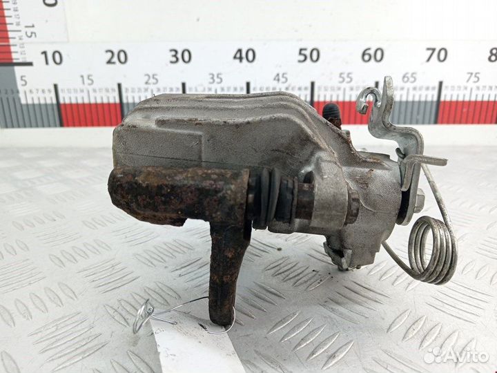 Суппорт задний левый для Audi A6 C5 8E0615423