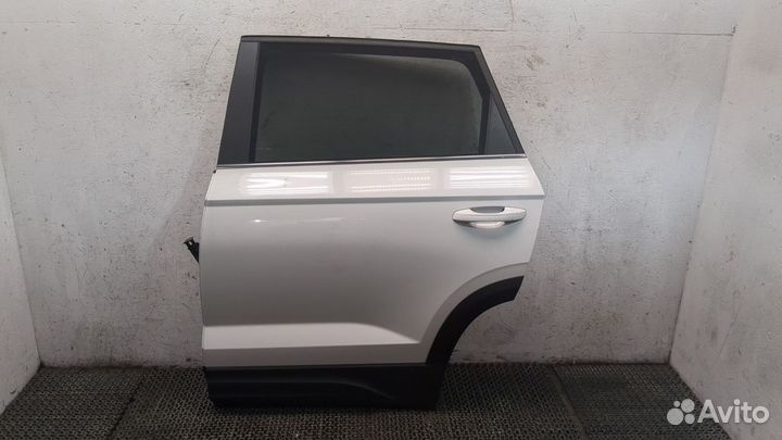 Стекло боковой двери Volkswagen Taos, 2023