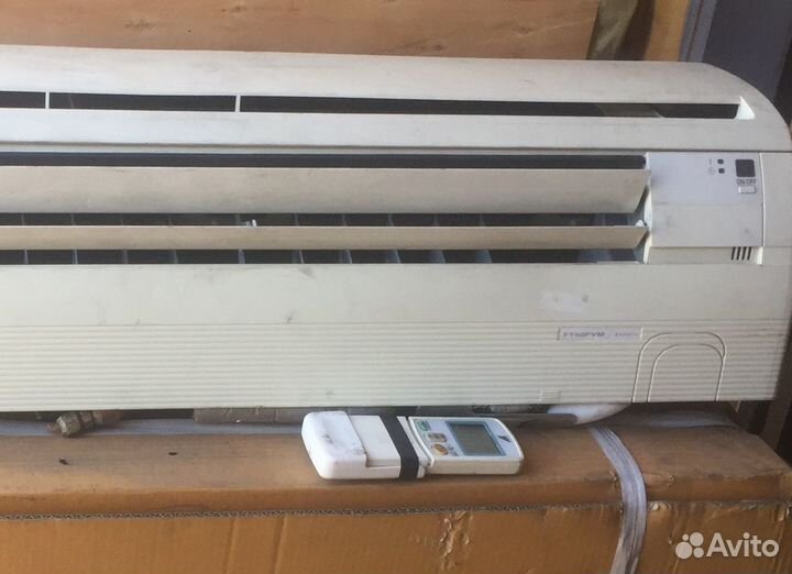 Кондиционер daikin R50CV1A