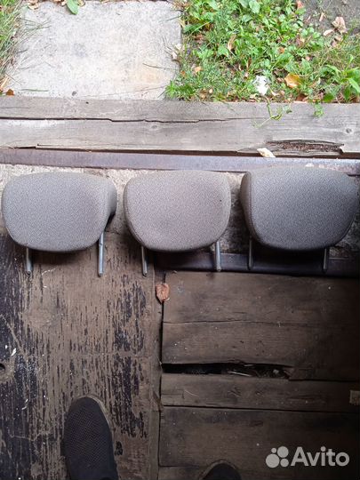 Подъголовники