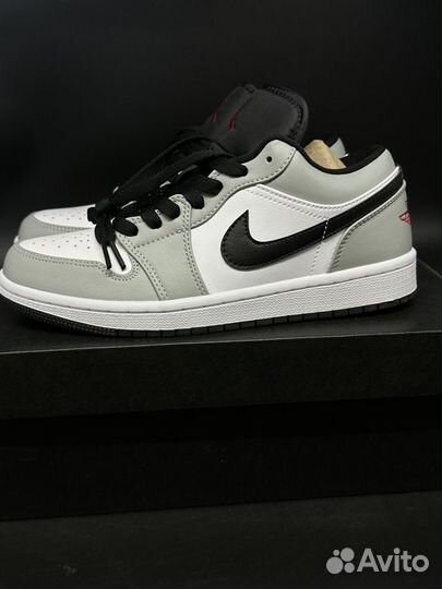 Nike air jordan 1 low light smoke grey оригинал