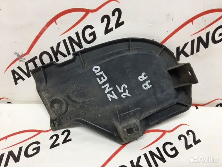 Подкрылок задний правый Toyota Wish ZNE10 1ZZ-FE