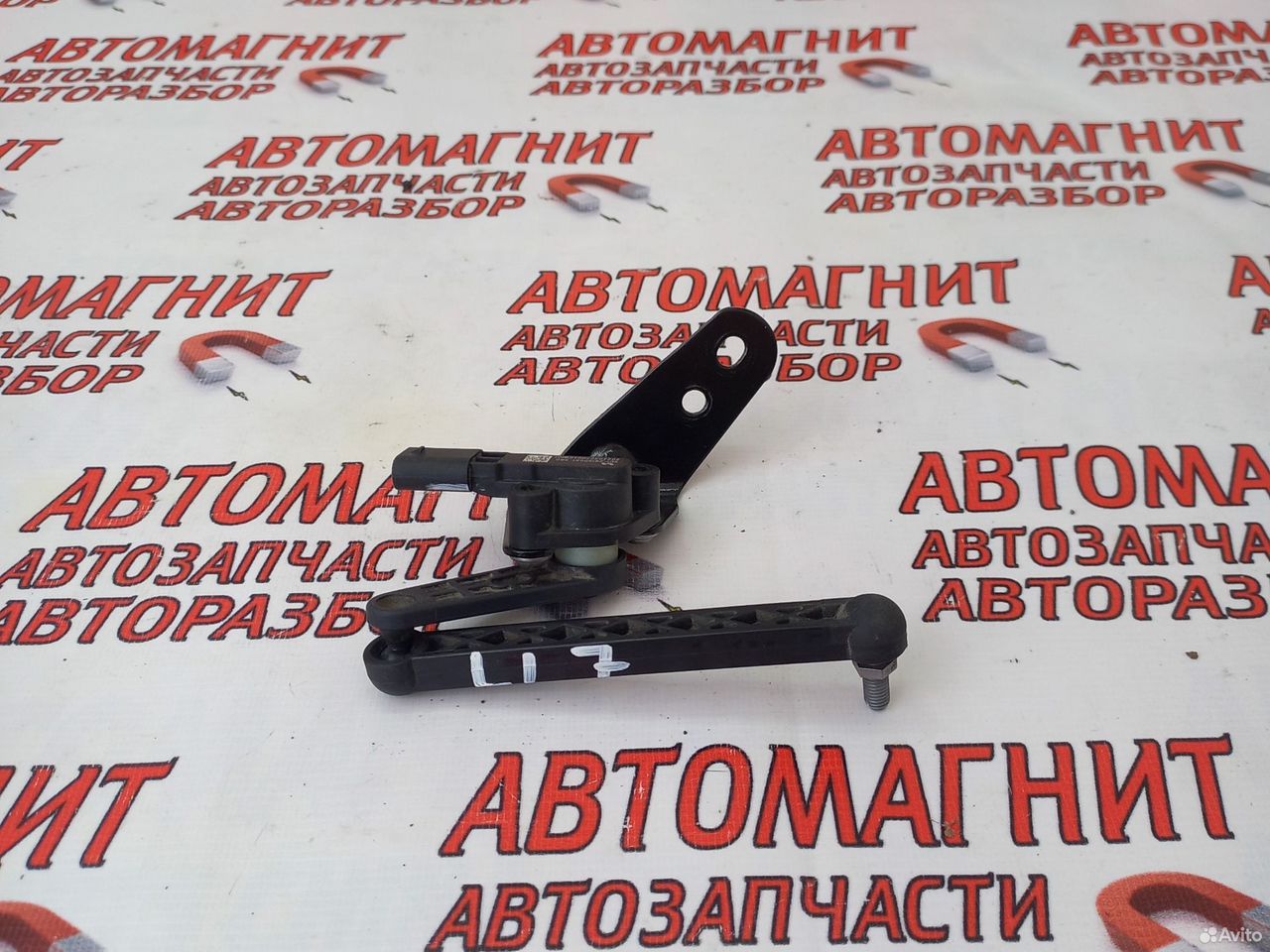 Датчик положения кузова правый Lixiang L7