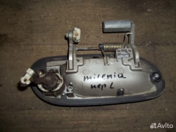 Ручка двери передняя левая Мазда Миления,Кседос 9