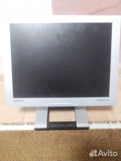 Монитор Samsung