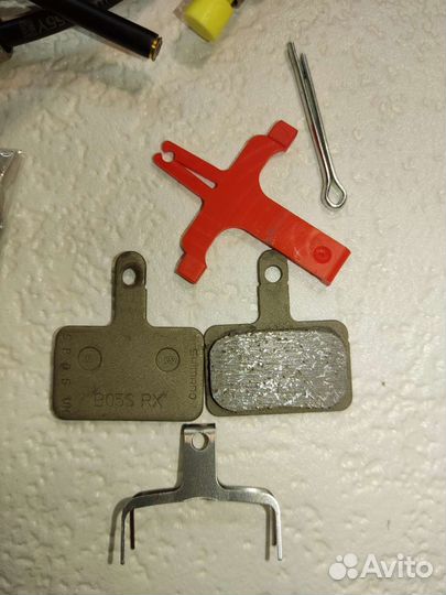 Гидравлические тормоза shimano MT200 оригинал