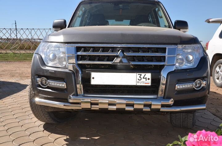 Защита переднего бампера Mitsubishi Pajero декор