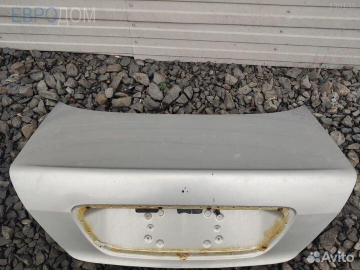 Крышка багажника mercedes W220 s1126610