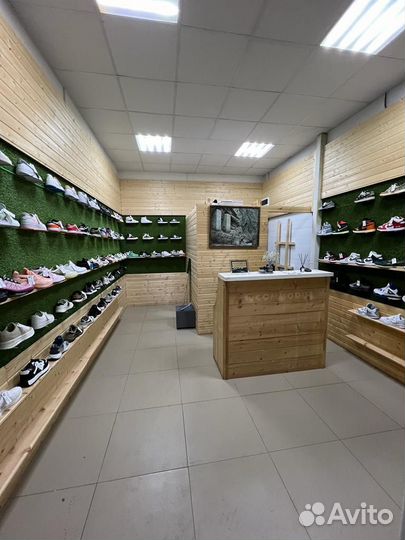 Продам готовый бизнес магазин кроссовок