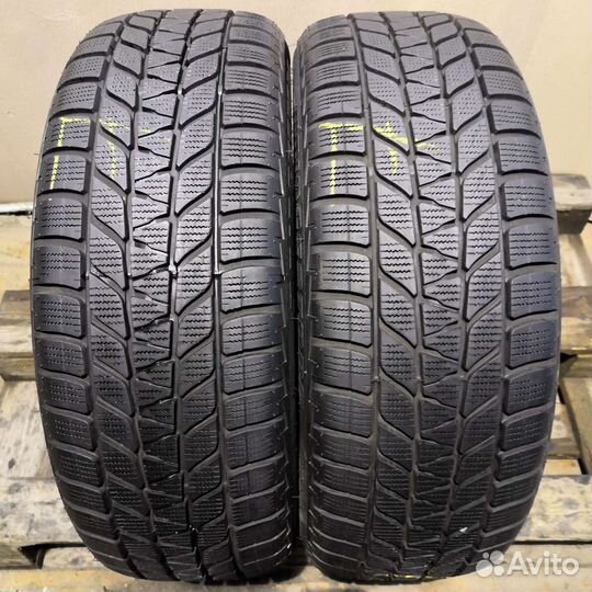 Bridgestone Blizzak LM-25 205/55 R17