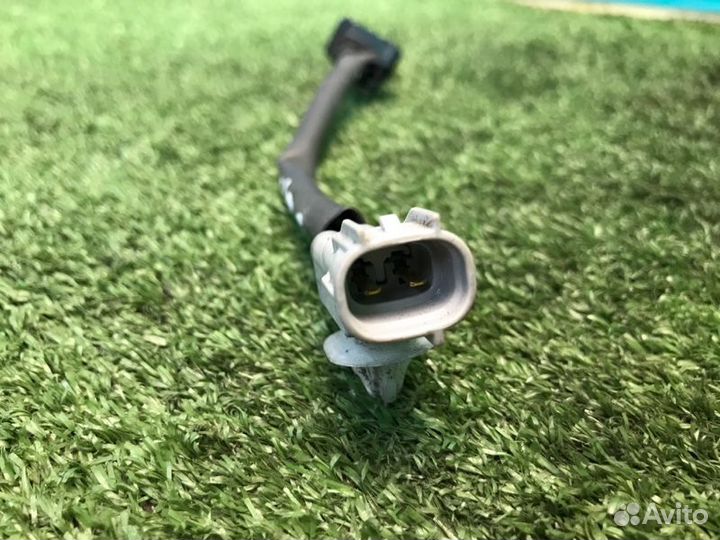 Датчик детонации Toyota Rav 4 XA40 2.0 3ZR-FE